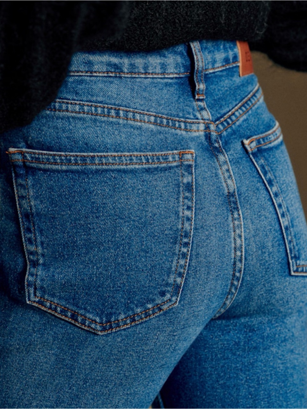 Sezane Brut Sexy Slim Straight Leg Jeans 26 Classic Parisian Glamour Denim NWT - Picture 9 of 10